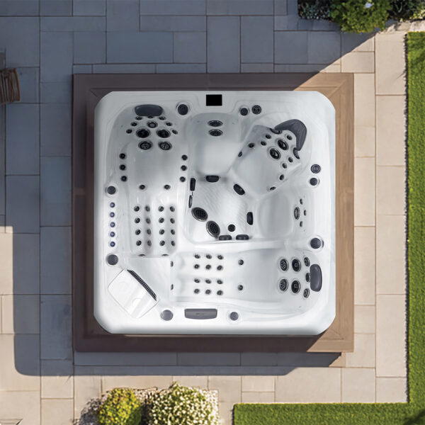 Barcelona Hot Tub