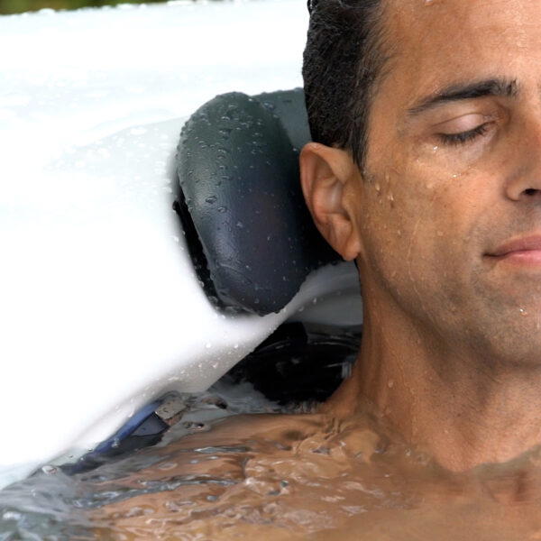 Hot Tub Bubbles: Adding Bubble Bath To Hot Tub | Platinum Spas