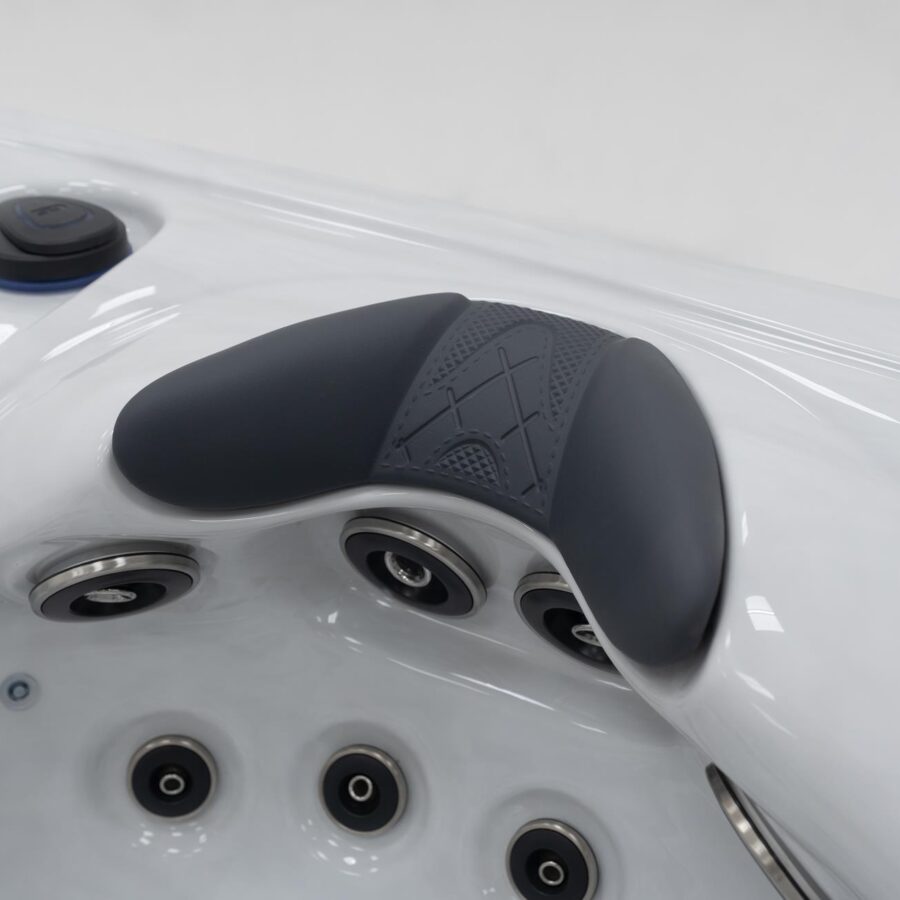 Topaz Hot Tub | Premium Range | Platinum Spas