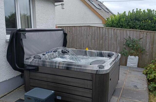 Palma Hot Tub customer install